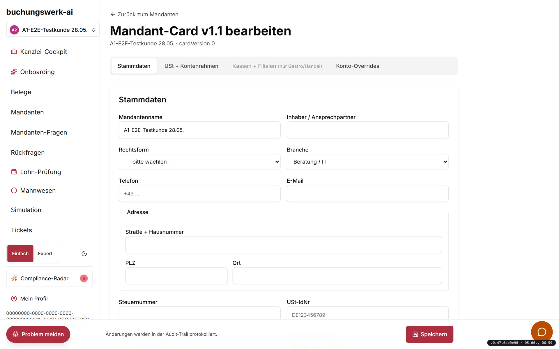 Mandanten-Card mit vier Bereichen
